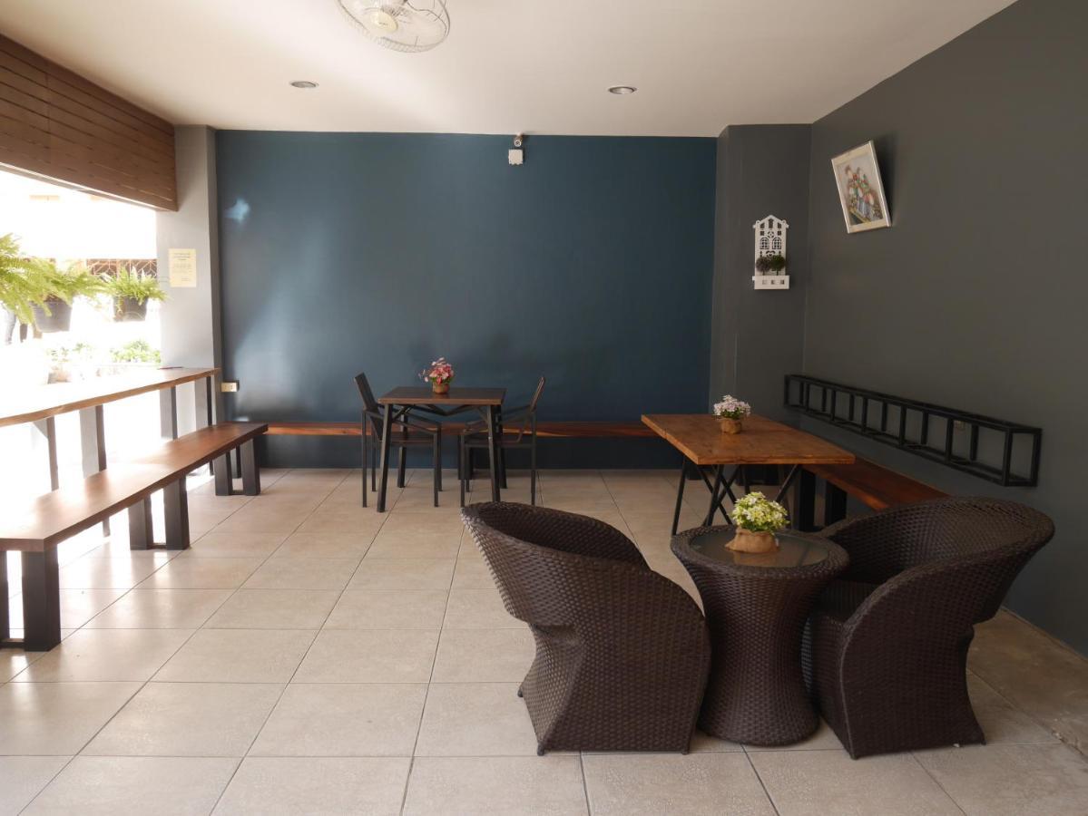 Pakchong Phubade Hotel Экстерьер фото