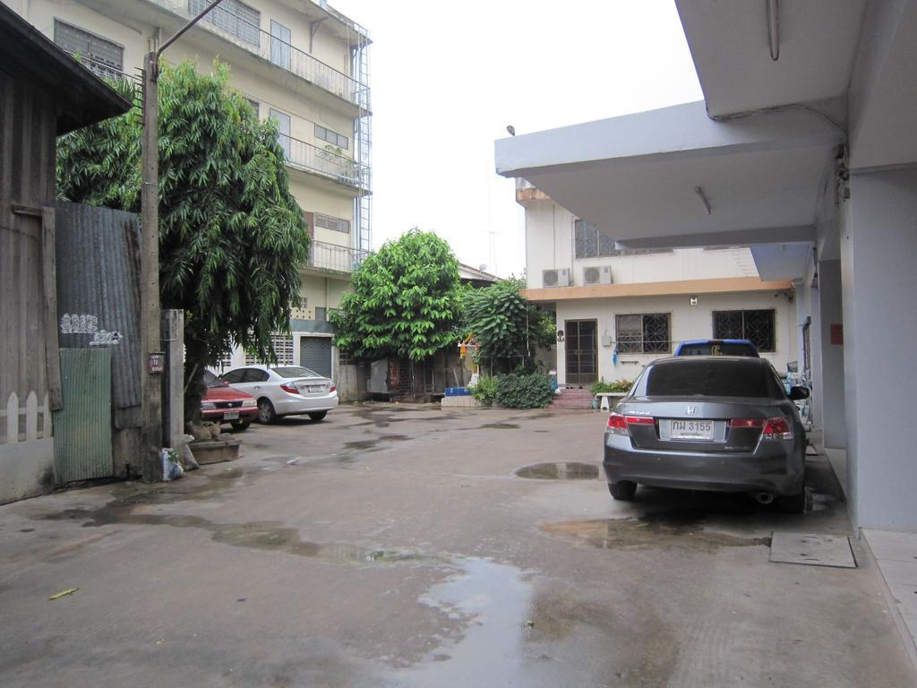 Pakchong Phubade Hotel Экстерьер фото